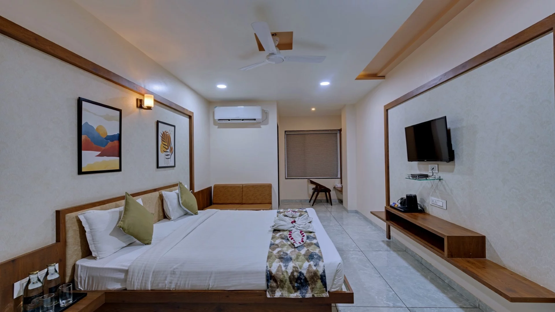 Hotel Sai Inn Statue of Unity